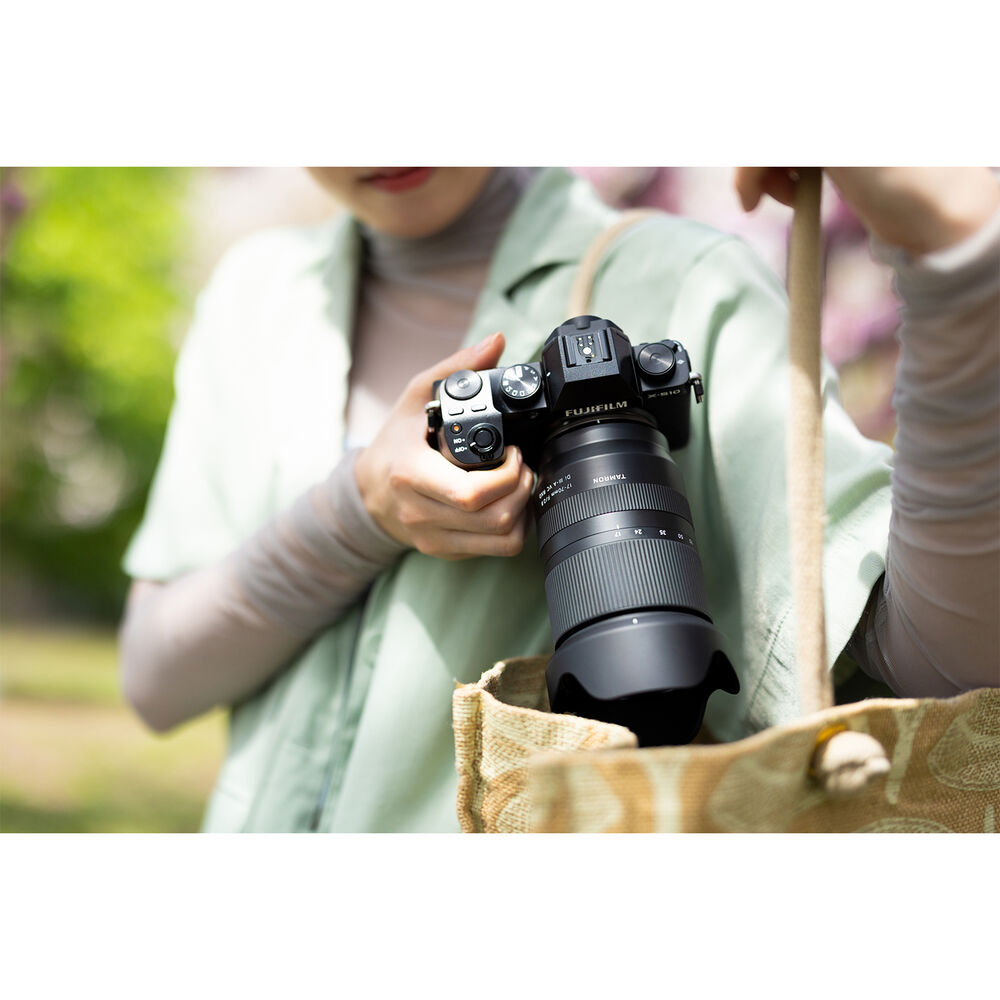 17-70mm F/2.8 Fuji, image number 3