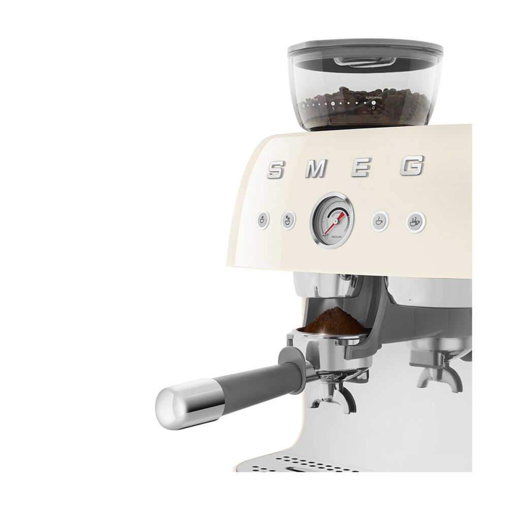 MACCHINA CAFF&Eacute; EGF03CREU, Compatibile con Grani e macinato, Pressione pompa 15 bar, Potenza 1650 W, Serbatoio acqua 2,4 l, crema - PRMG GRADING ROCN - 15%, image number 4
