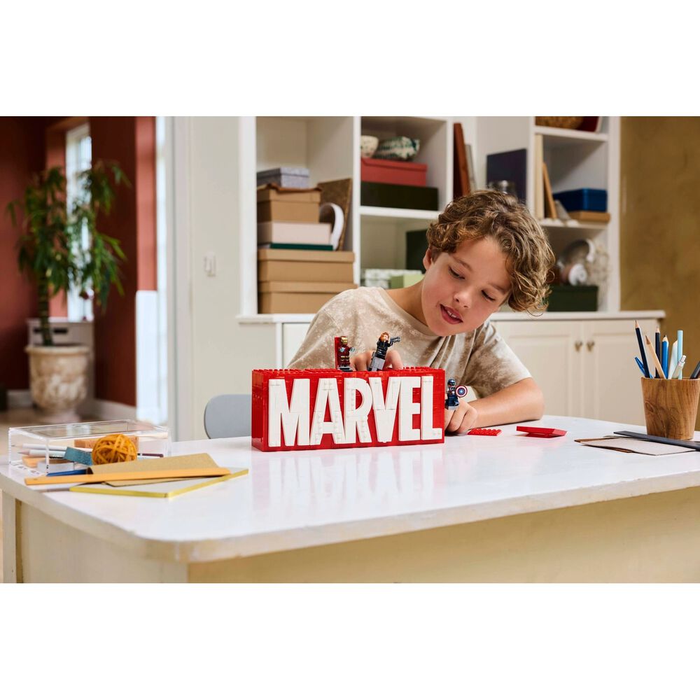 Logo e Minifigure MARVEL, image number 15