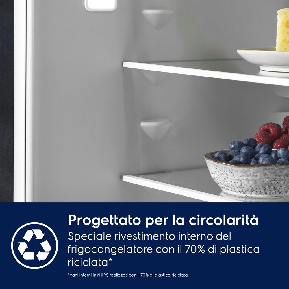 FRIGORIFERO DA INCASSO LNT6MD18S3, Capacit&agrave; netta totale 248 l, Rumorosit&agrave;: 34 dB(A), 4 ripiani, Dimensioni: L 54,6 cm A 177,2 cm P 54,9 cm, Bianco, Classe D - PRMG GRADING ROCN - 15%, image number 11