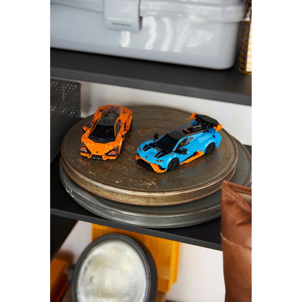 Lamborghini Revuelto, image number 4