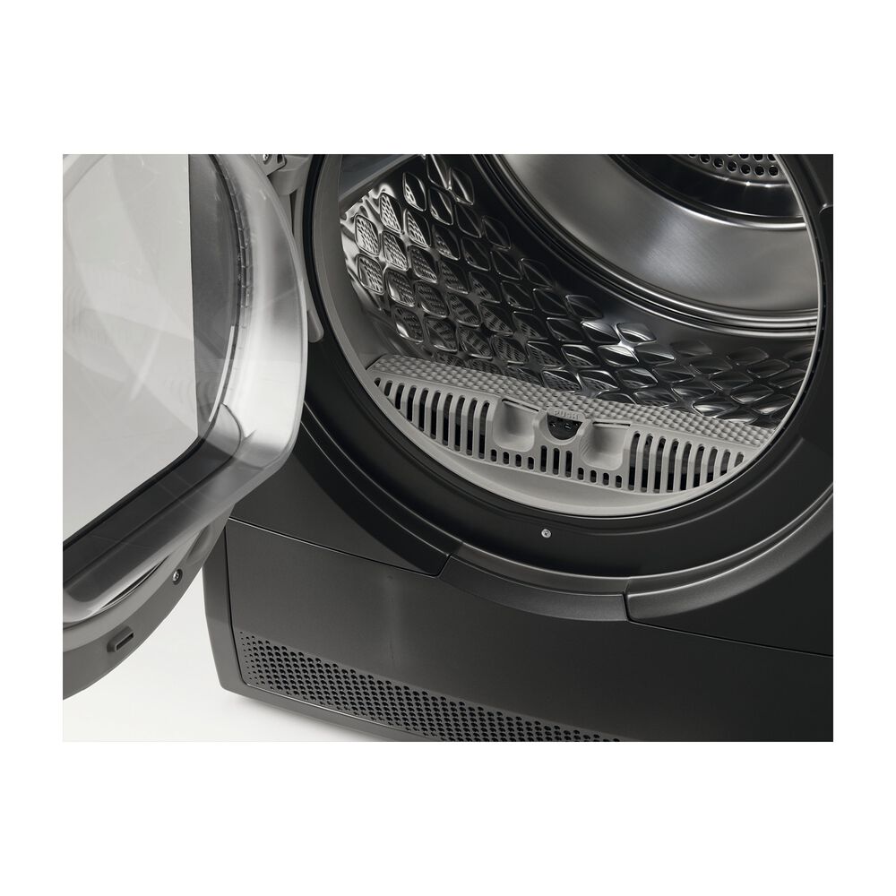 TR7HD93B, image number 4