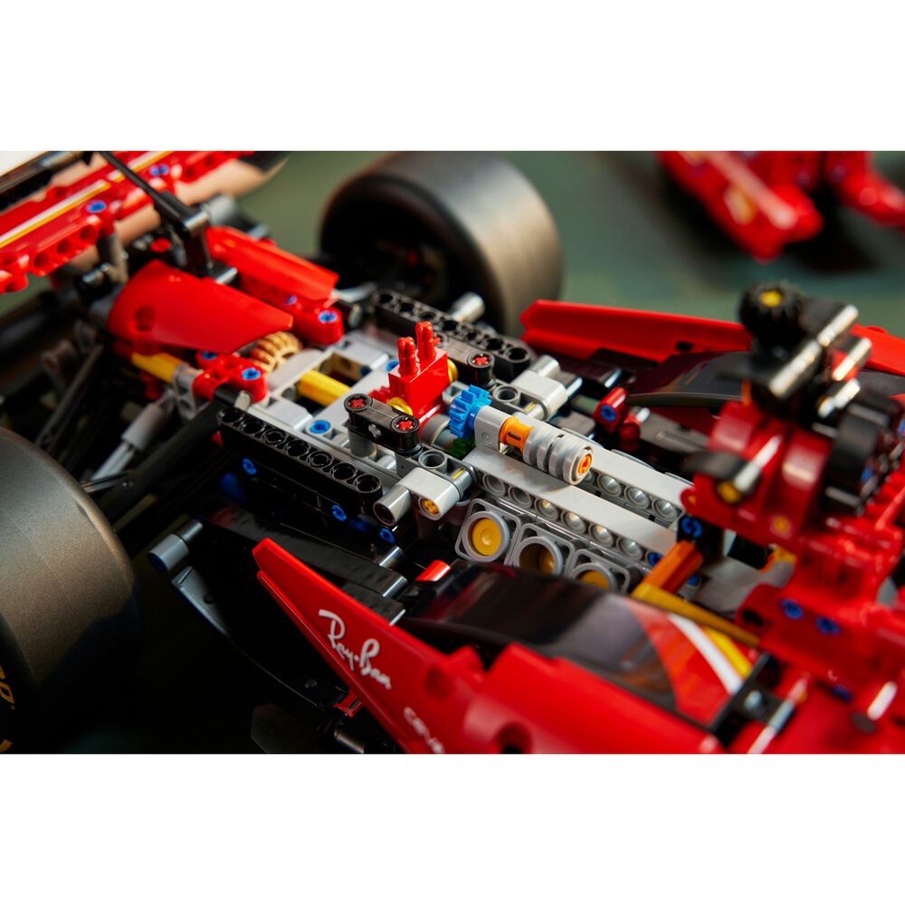 Monoposto F1Ferrari SF-24, image number 3