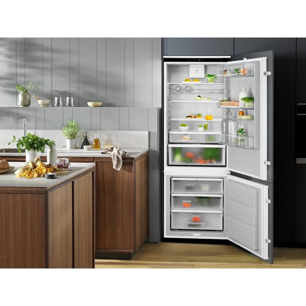 FRIGORIFERO DA INCASSO ELECTROLUX LNG7TE75S, Capacit&agrave; netta totale 376 l, Rumorosit&agrave;: 35 dB(A), 4 ripiani, Dimensioni: L 69,6 cm A 188,4 cm P 54,9 cm, Bianco, Classe E - PRMG GRADING ROBN - 10%, image number 8