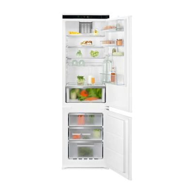 FRIGORIFERO DA INCASSO ENG7TD18S, Capacit&agrave; netta totale 256 l, Rumorosit&agrave;: 35 dB(A), 4 ripiani, Dimensioni: L 54,6 cm A 177,2 cm P 54,9 cm, Bianco, Classe D - PRMG GRADING ROBN - 10%