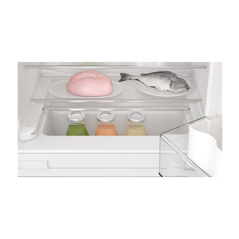 FRIGORIFERO DA INCASSO BOSCH KUL22VFD0, Capacit&agrave; netta totale 110 l, Rumorosit&agrave;: 35 dB(A), LAN wireless, Dimensioni: L 59,8 cm A 82 cm P 54,8 cm, Bianco, Classe D - PRMG GRADING ROBN - 10%, image number 3