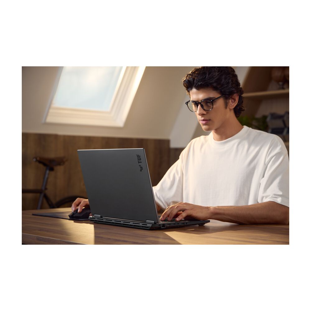 TUF Gaming A16 FA608, image number 4