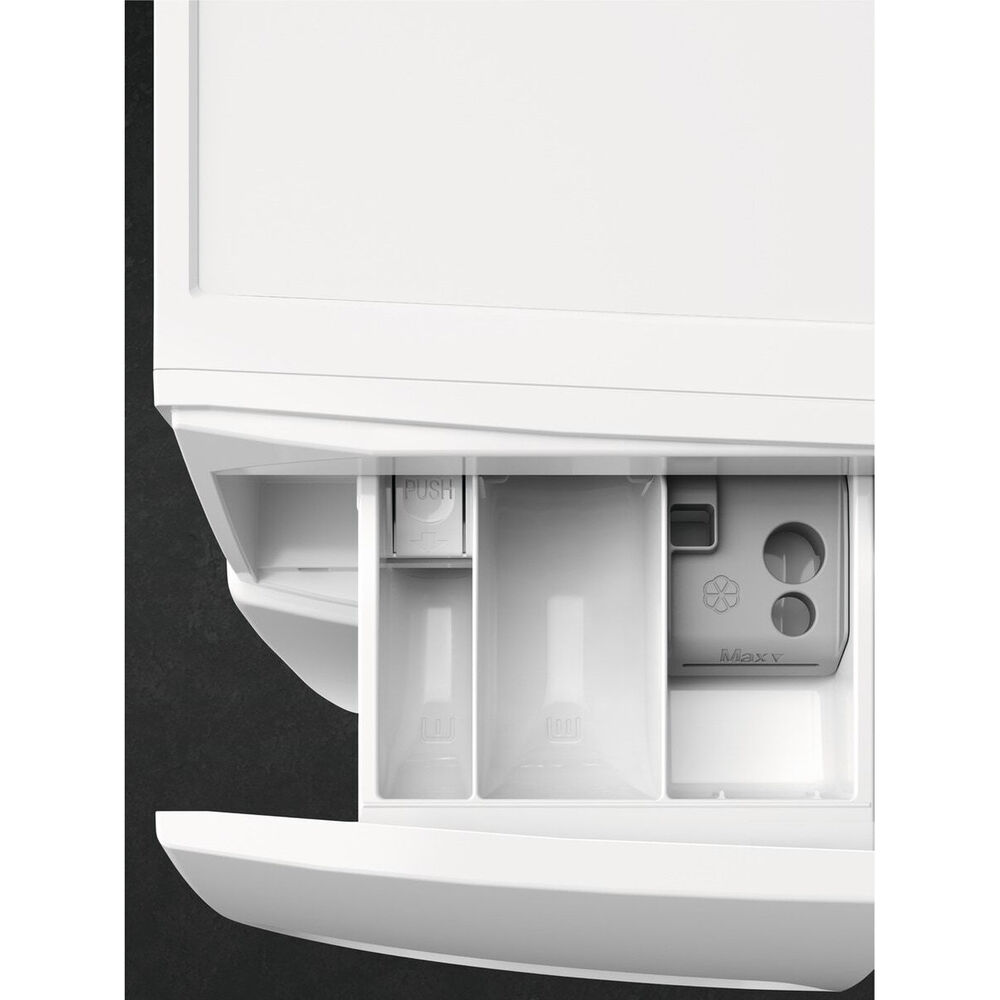 LR6FG84, image number 10