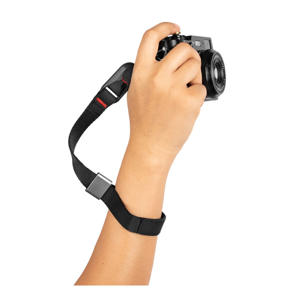 Cuff, image number 1