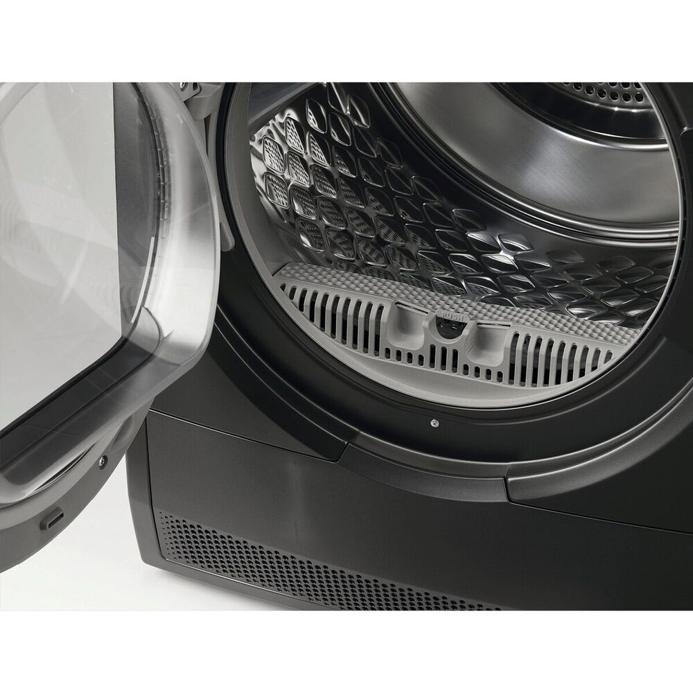 TR7HD93B, image number 10