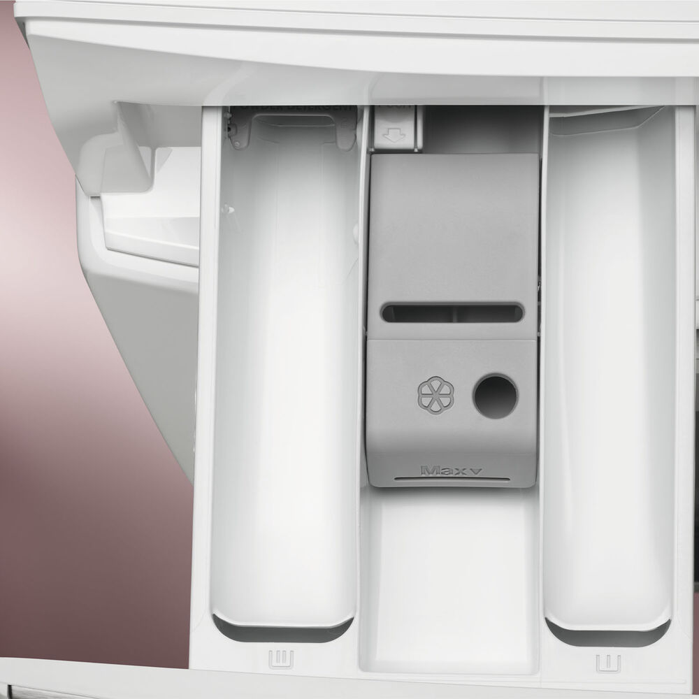 EW6FCH19G, image number 1