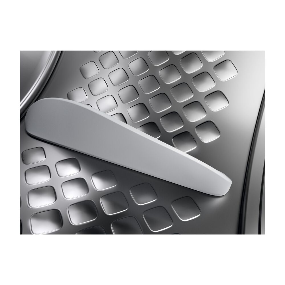 TR8HDCH9B, image number 4