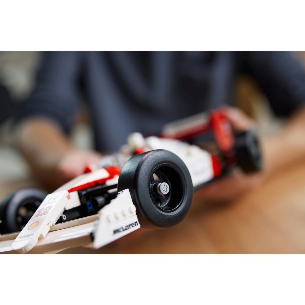 McLaren MP4/4 e Senna, image number 8
