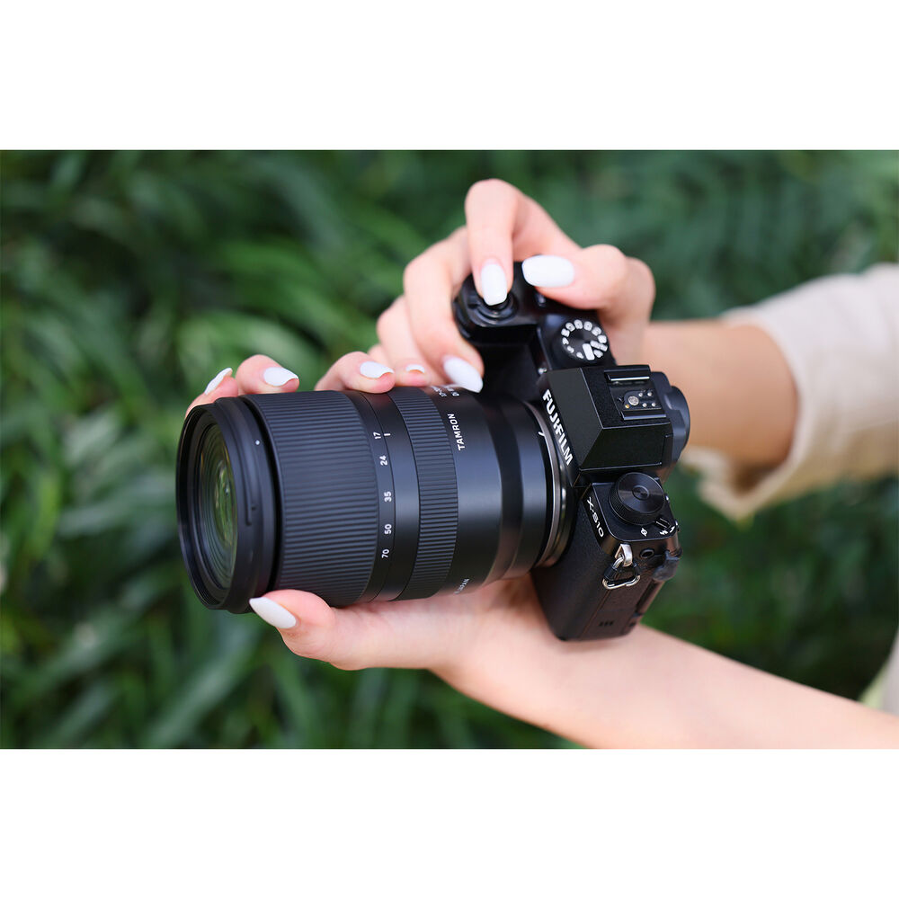 17-70mm F/2.8 Fuji, image number 2