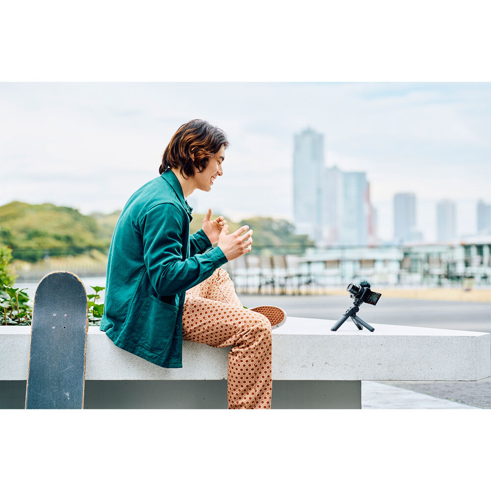 ZV1M2BDI, image number 7