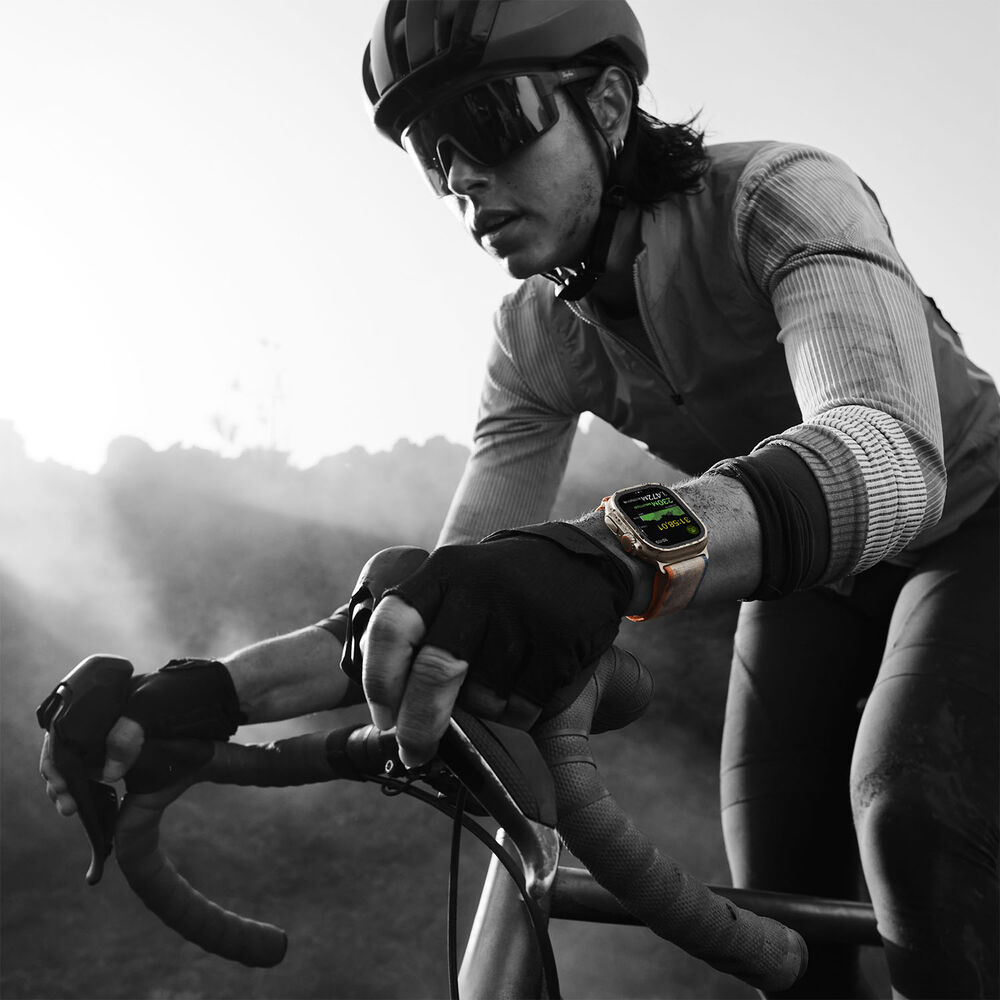 Watch Ultra 2 GPS + Cellular, Cassa 49 mm in titanio con Trail Loop arancione/beige-M/L - PRMG GRADING ROBN - 10%, image number 4