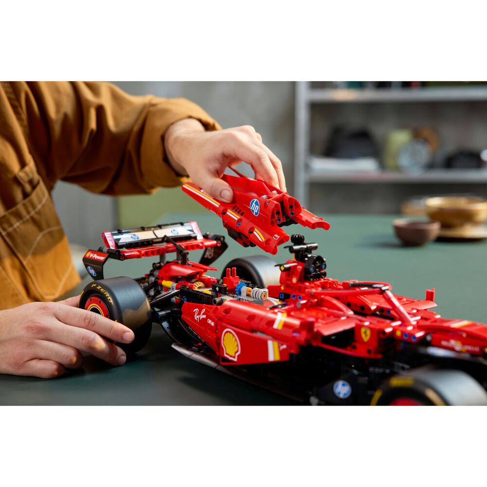 Monoposto F1Ferrari SF-24, image number 4